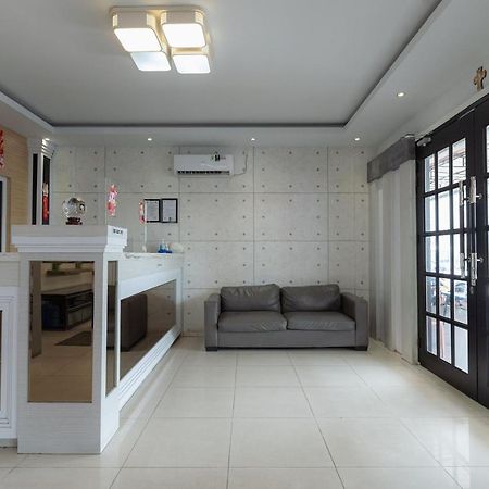Reddoorz At Nagoya Indah Batam Hotel Exterior photo